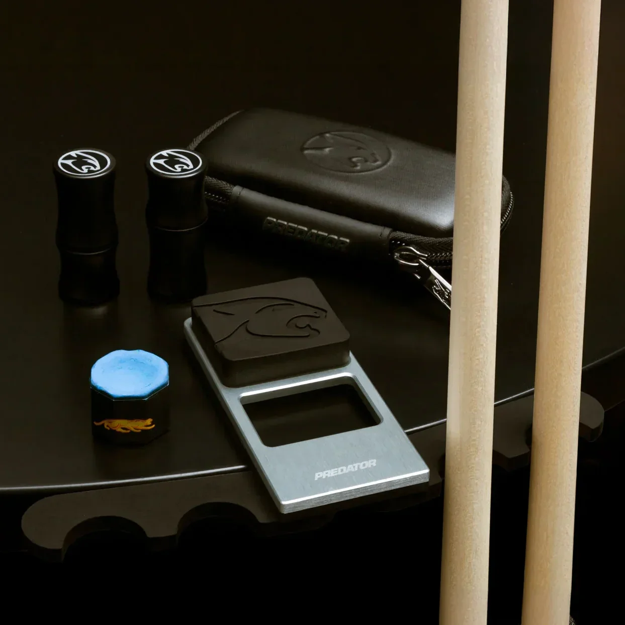Predator Folding Pool Cue Holder with Case - Image 5